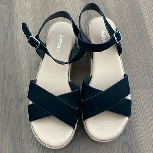 Black platform sandals